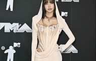 Lisa at the VMAs (Image via Instagram/@vmas)